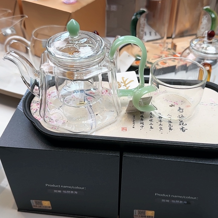 禾器浅玉色锦瑞壶加小杯