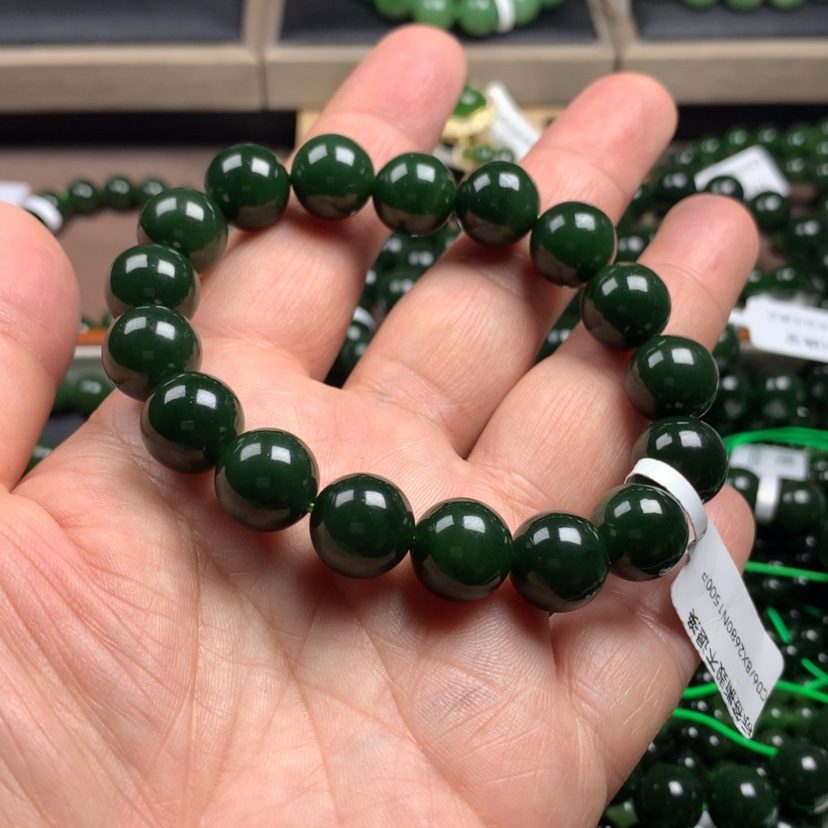 【闪购商品】和田玉（碧玉）手串未镶嵌凉*12m m