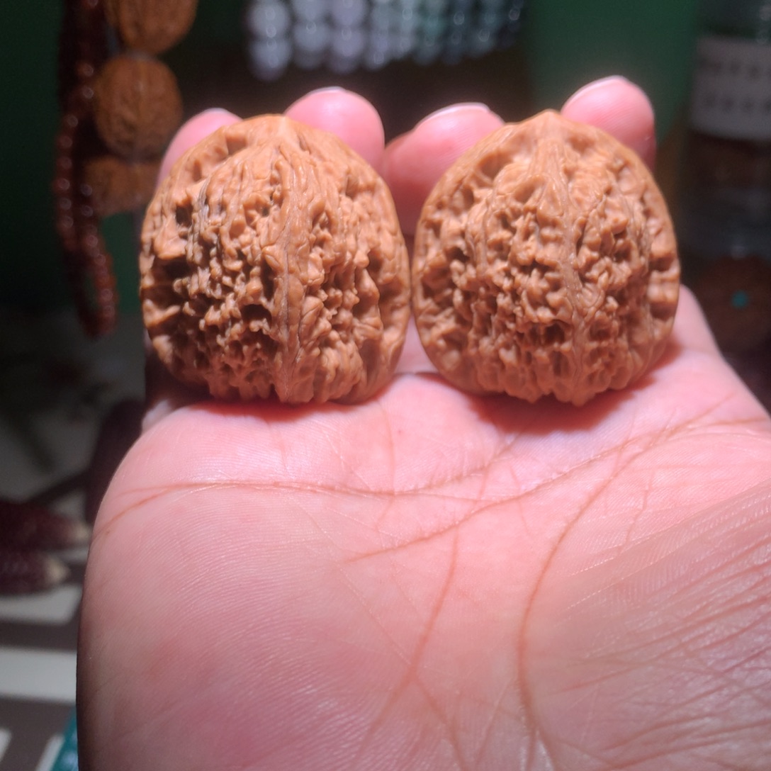 ****吊坠文玩核桃南疆石  40