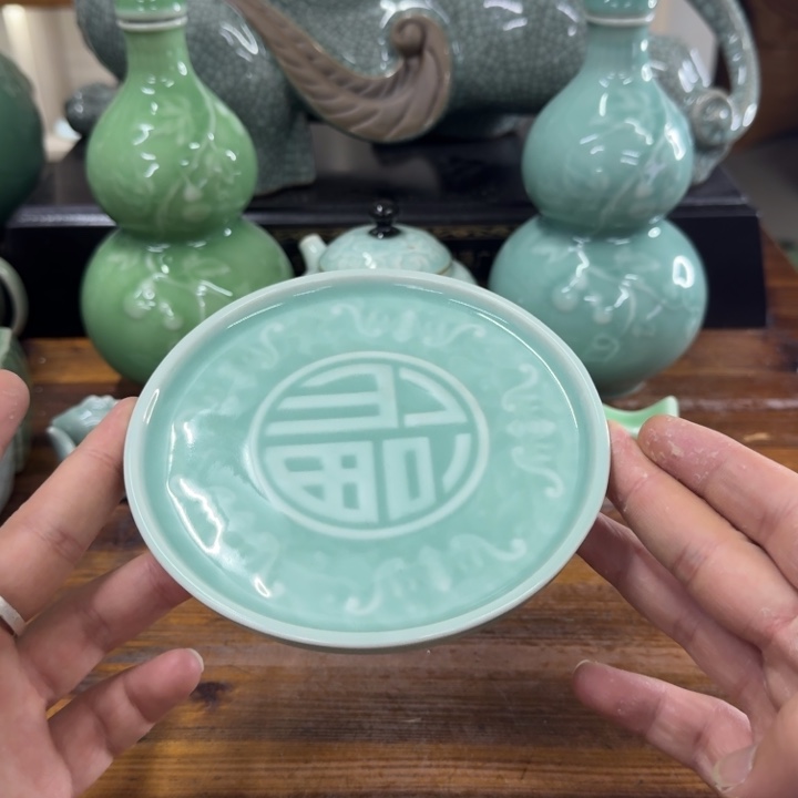 龙泉青瓷茶具微瑕4656