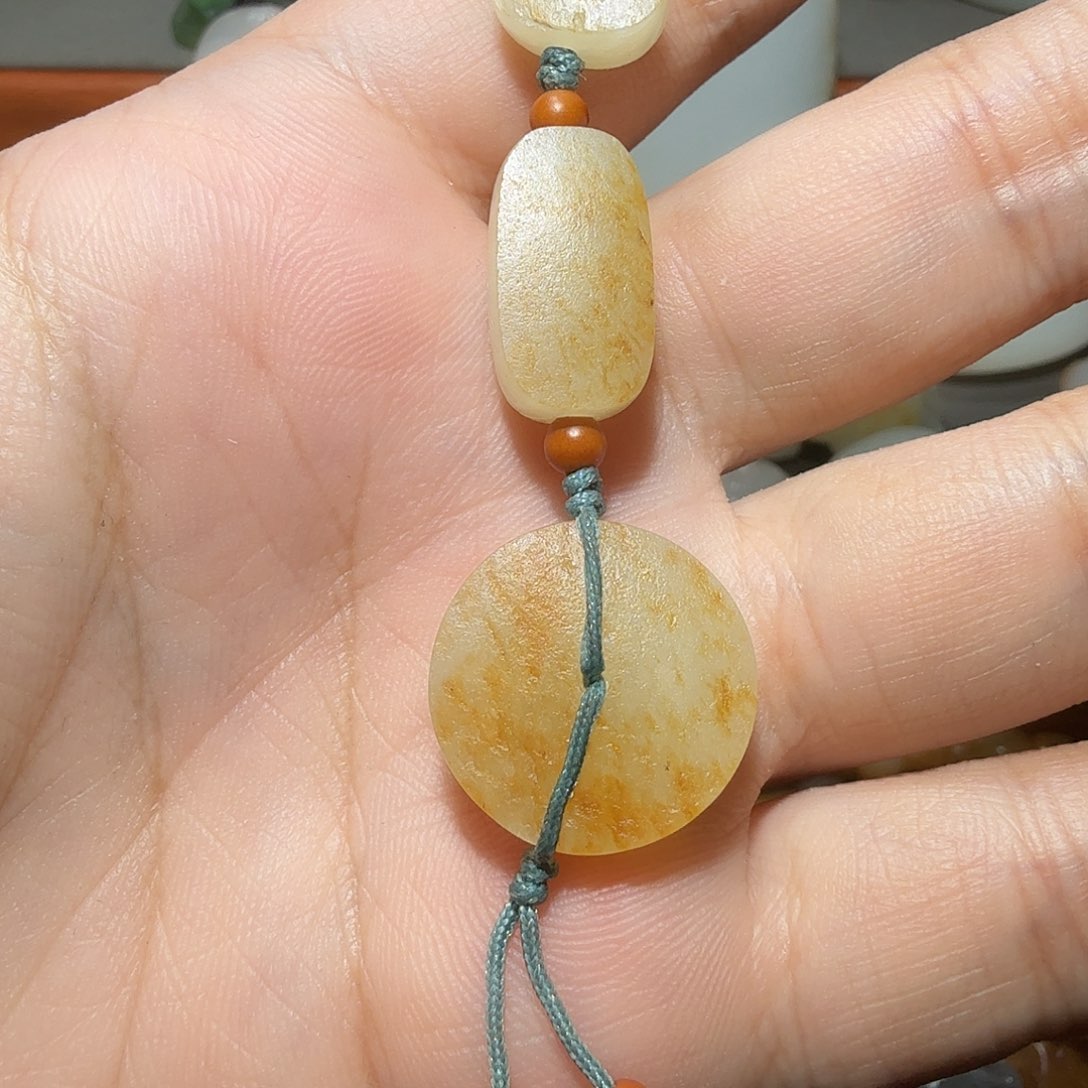 和田玉颈饰未镶嵌鬼**七