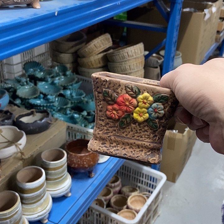 花盆单场满9.9发货9×7.5瑕疵