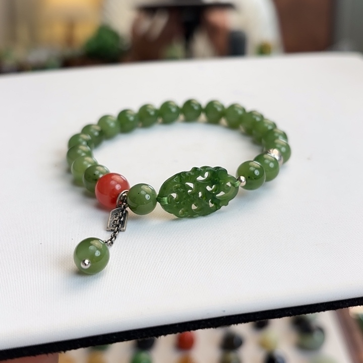 和田玉（碧玉）未镶嵌手链