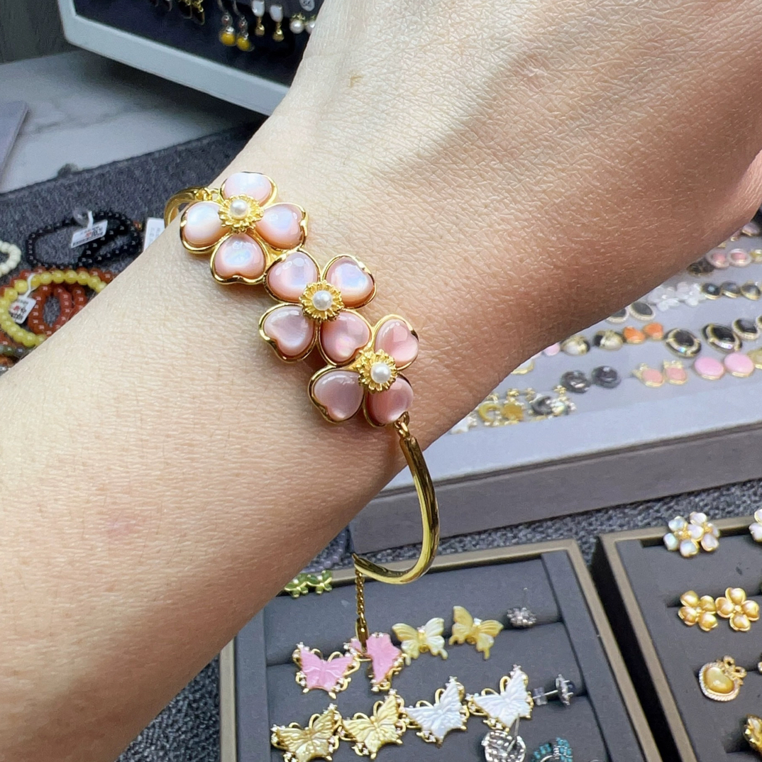 925银珐琅手镯 通体925银镶嵌天然极光紫贝四叶草手镯