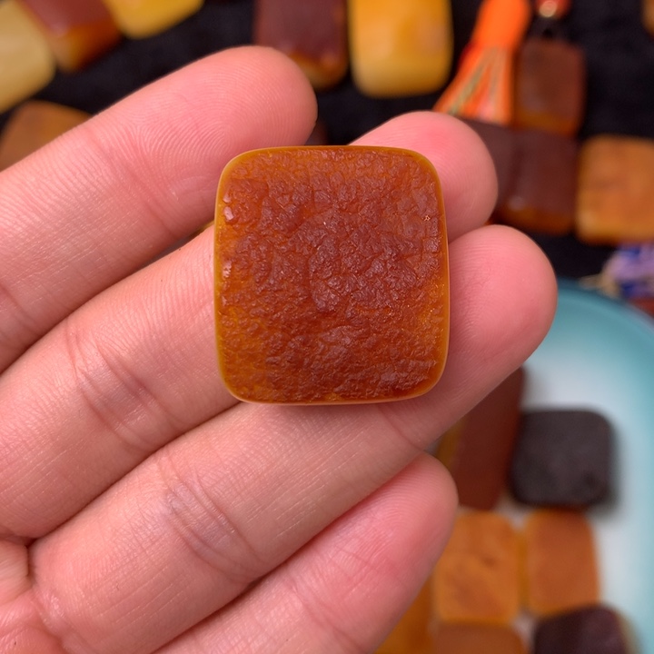 原皮留皮牌子配饰