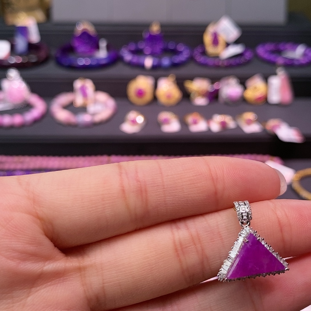 苏纪石（舒俱来）18K金镶嵌吊坠(不含链)