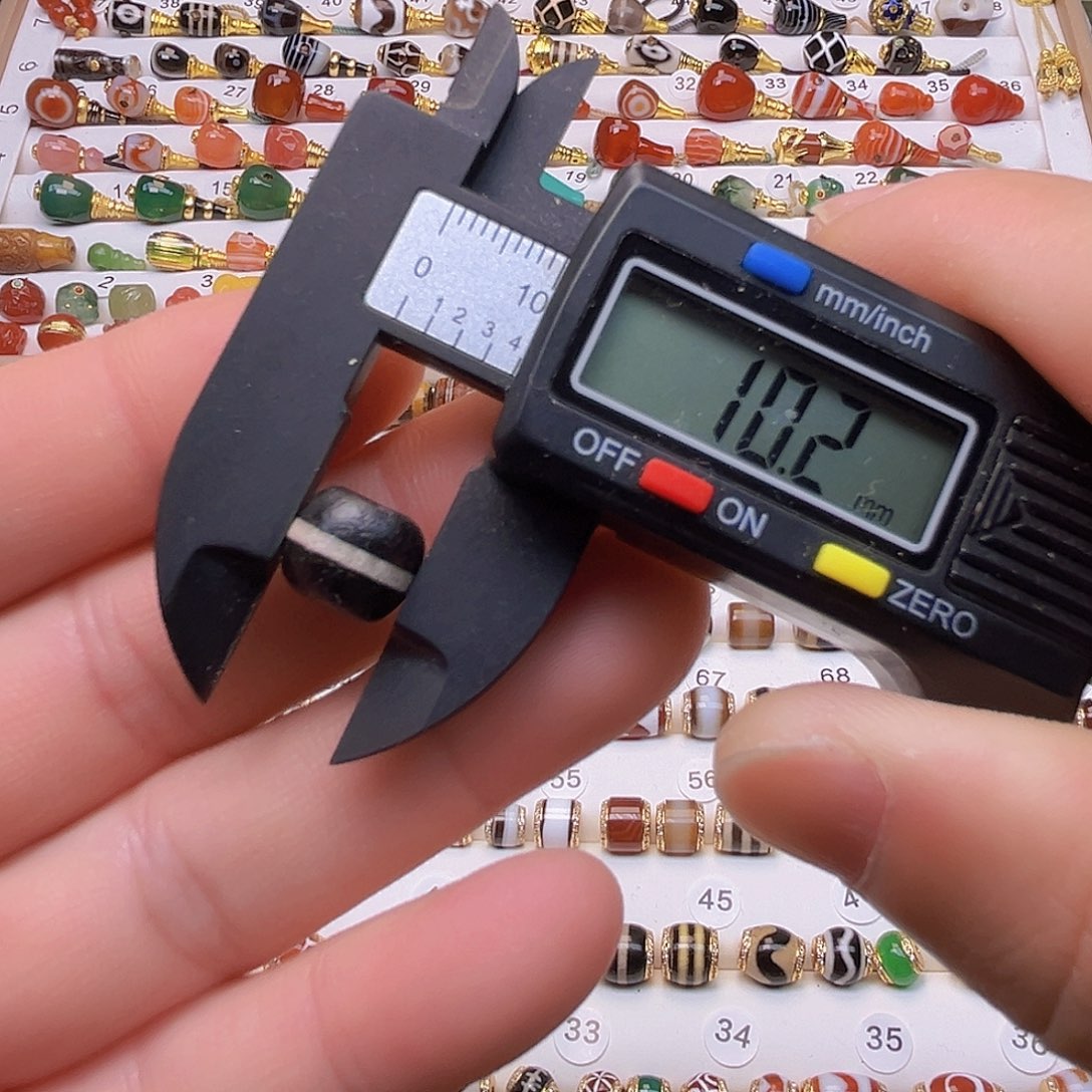 玛瑙/玉髓合金颈饰