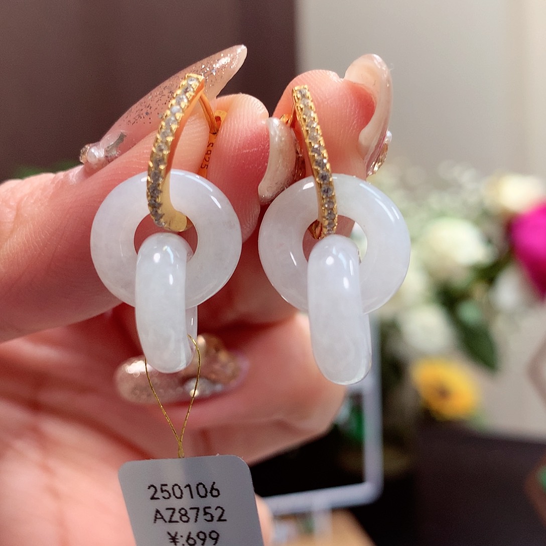 翡翠耳饰银S925镶嵌天然翡翠