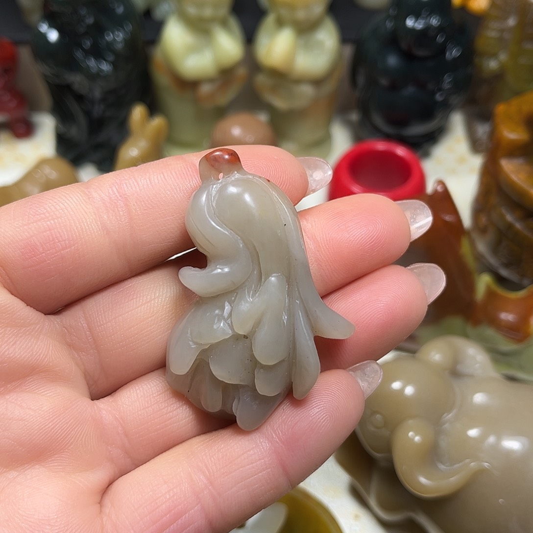 白玉菩提吊坠白玉菩提吊坠