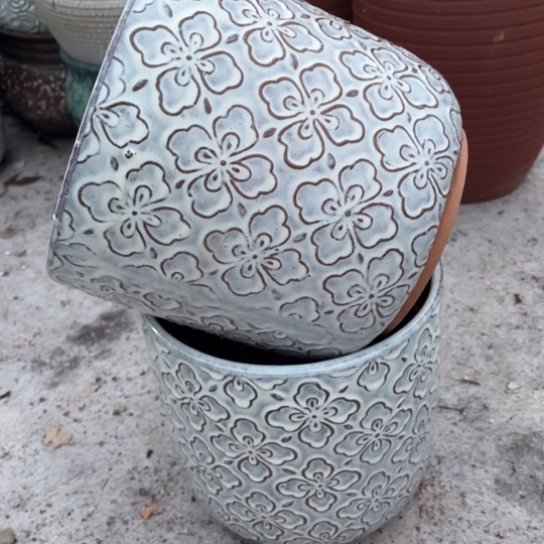 红陶口20高20瑕疵