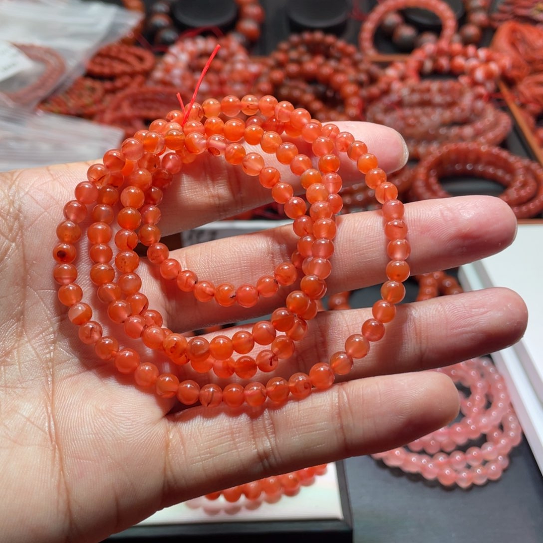南红玛瑙手链未镶嵌