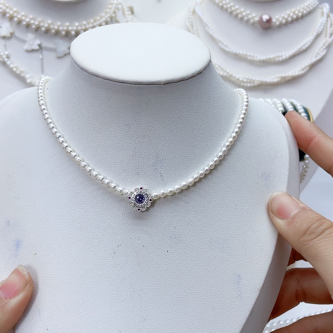 颈饰银S925镶嵌淡水珍珠