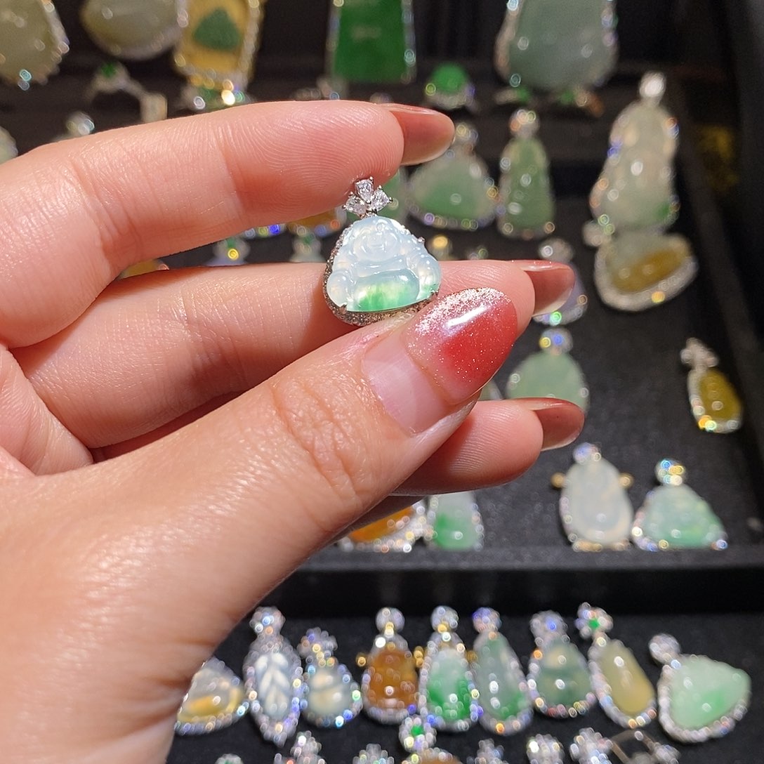 颈饰银S925镶嵌翡翠天然翡翠