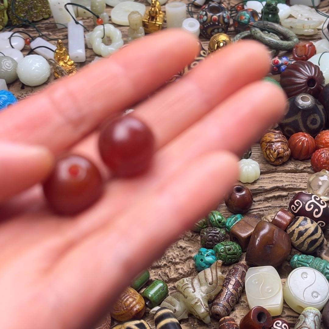 冷***、玛瑙/玉髓未镶嵌颈饰