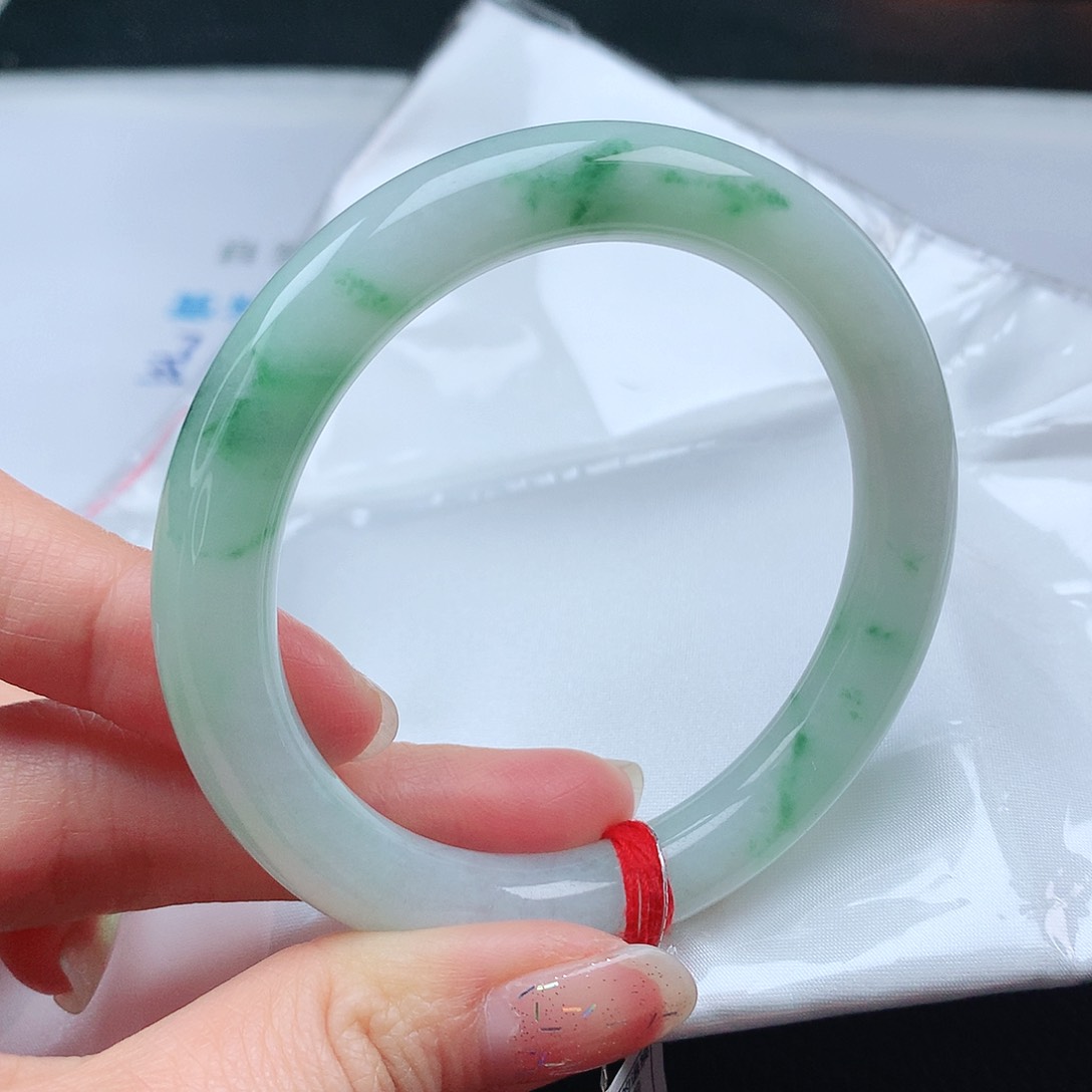 翡翠手镯（圆镯）未镶嵌55➕圆