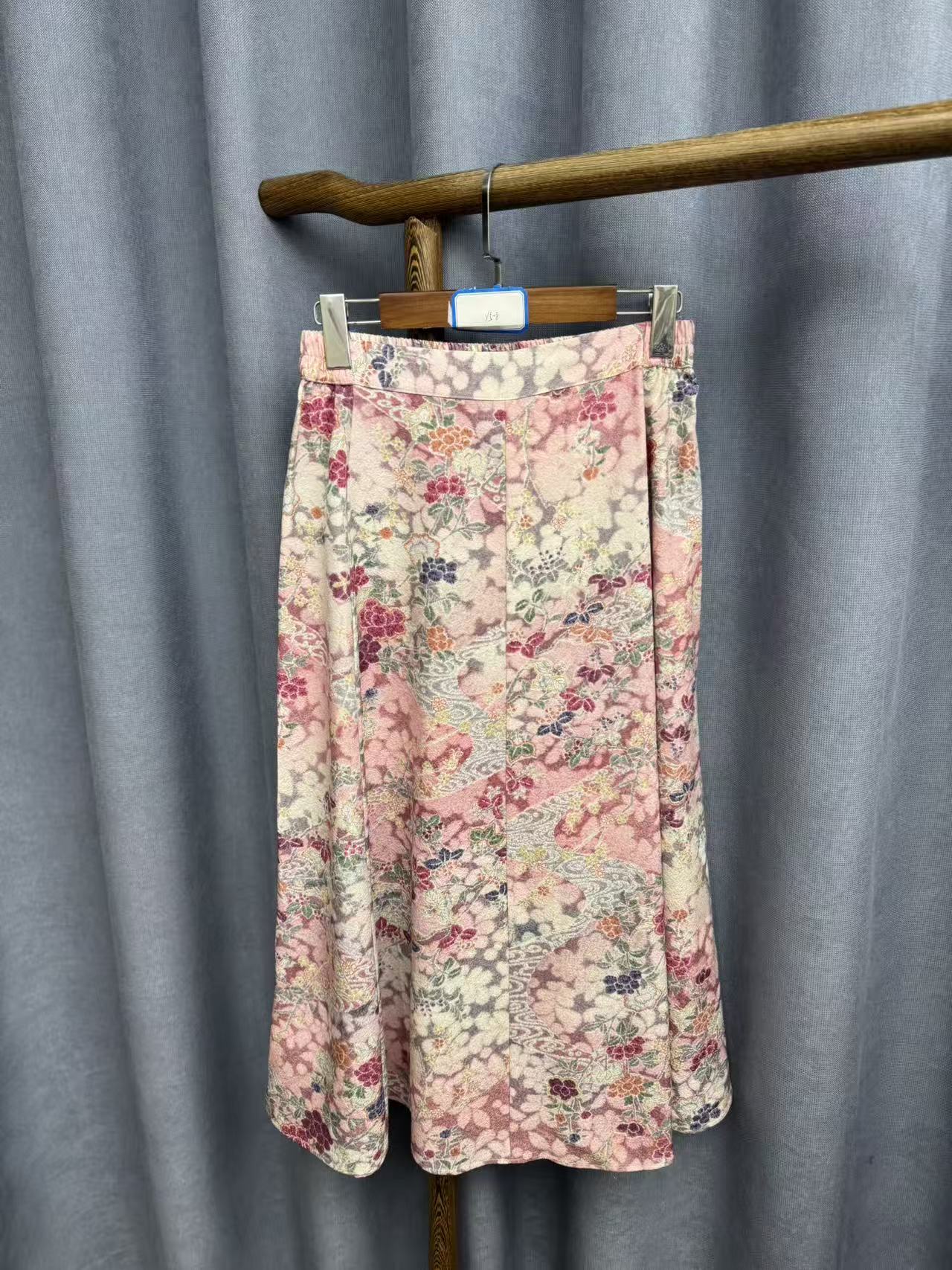 2025秋季新款时尚百搭桑蚕丝半身裙女Y508