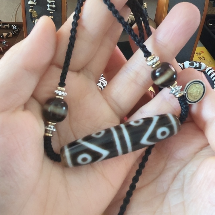 玛瑙/玉髓颈饰未镶嵌合金