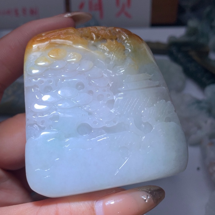 翡翠未镶嵌颈饰保真天然A货翡翠