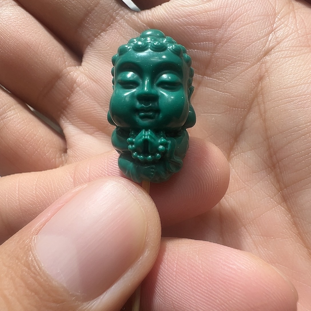 琉璃/树脂/塑料类宝宝佛背云