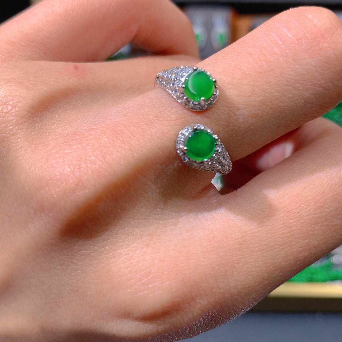 翡翠戒指未镶嵌天然翡翠