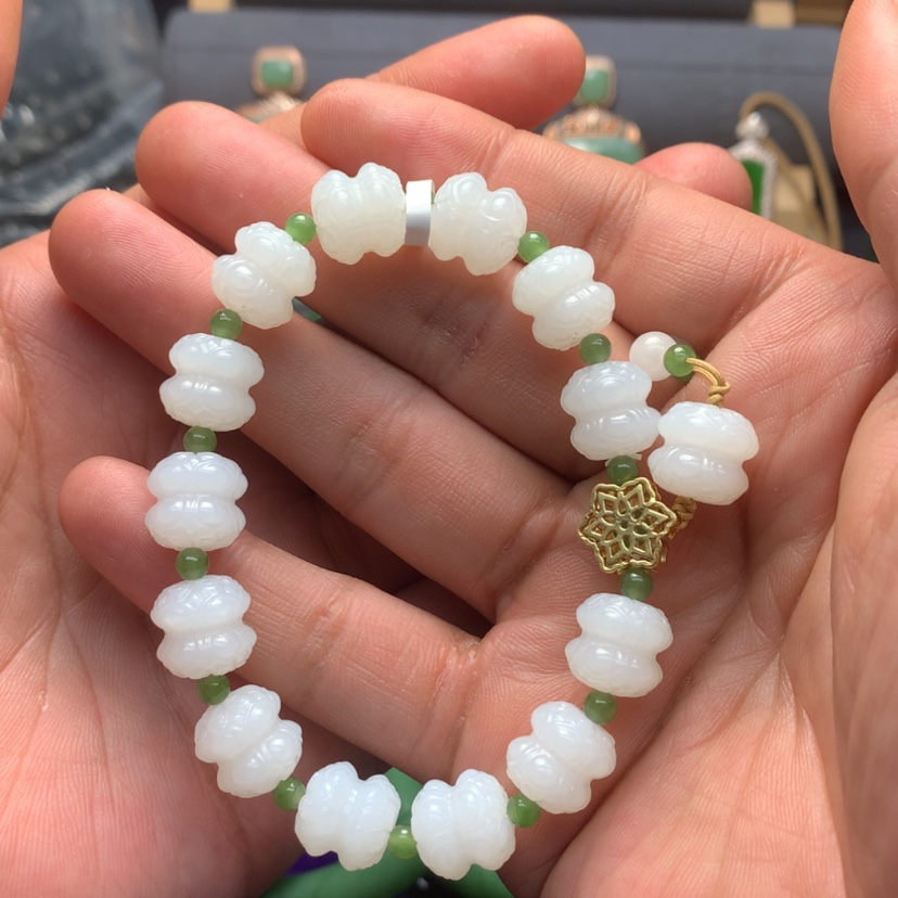 【闪购商品】未镶嵌手链和田玉（白玉）
