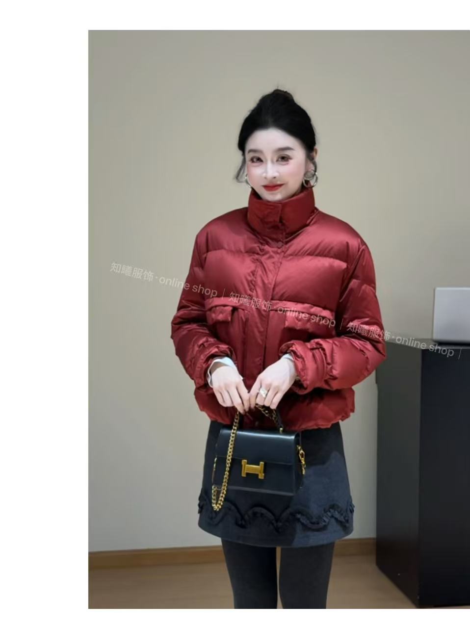 2187【玫瑰花丛】2025轻奢缎面立领90白鸭绒拉链收腰抽绳短裤羽绒服