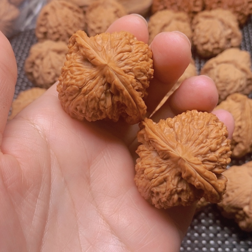 【闪购商品】文玩核桃吊坠某*核桃