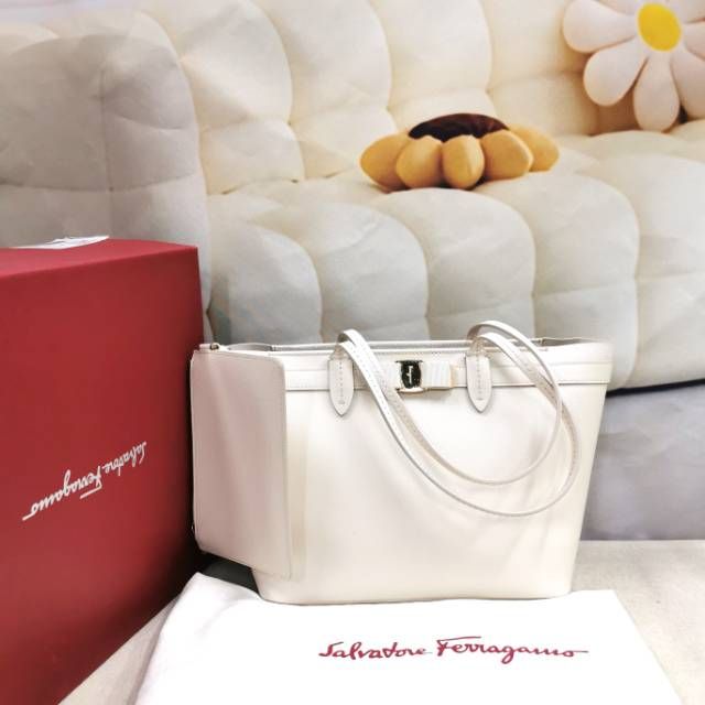 95新/菲拉格慕/包包/[251211NKWC]/C14035731091