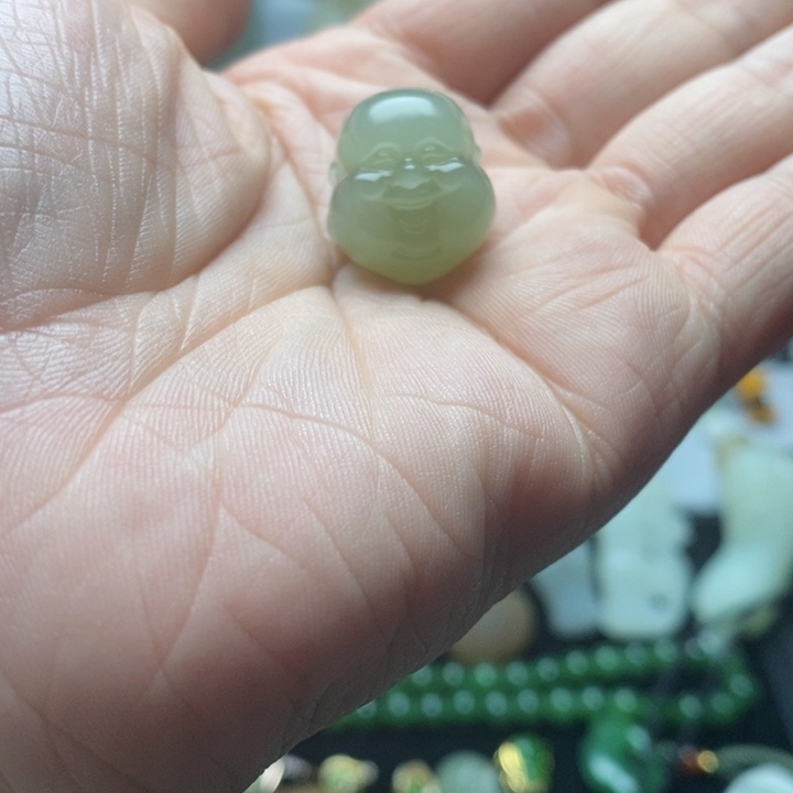 和田玉吊坠未镶嵌