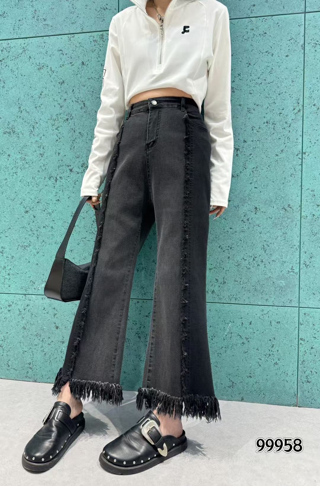 大码拼色牛仔裤百搭时尚