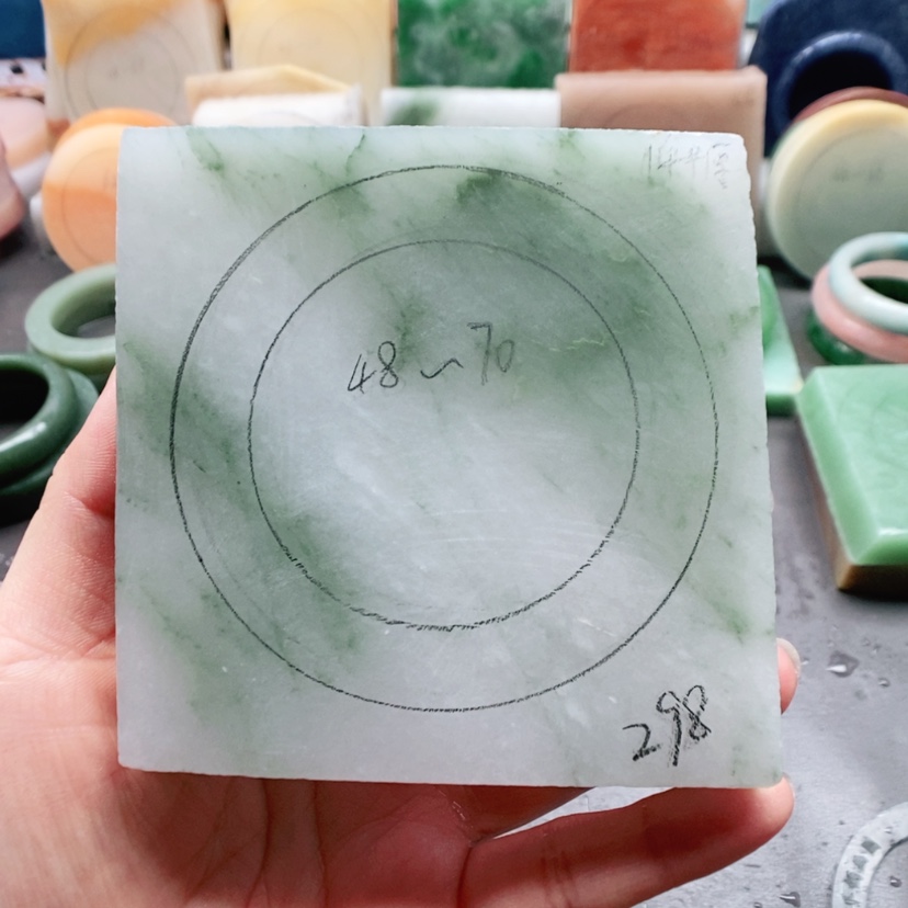 【闪购商品】定制石英质玉定制