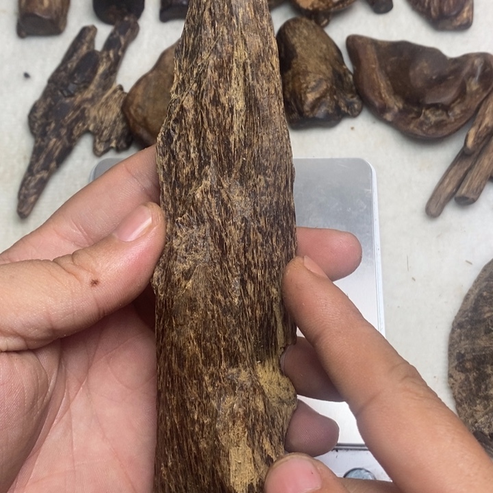 沉香沉香碎屑柬埔寨