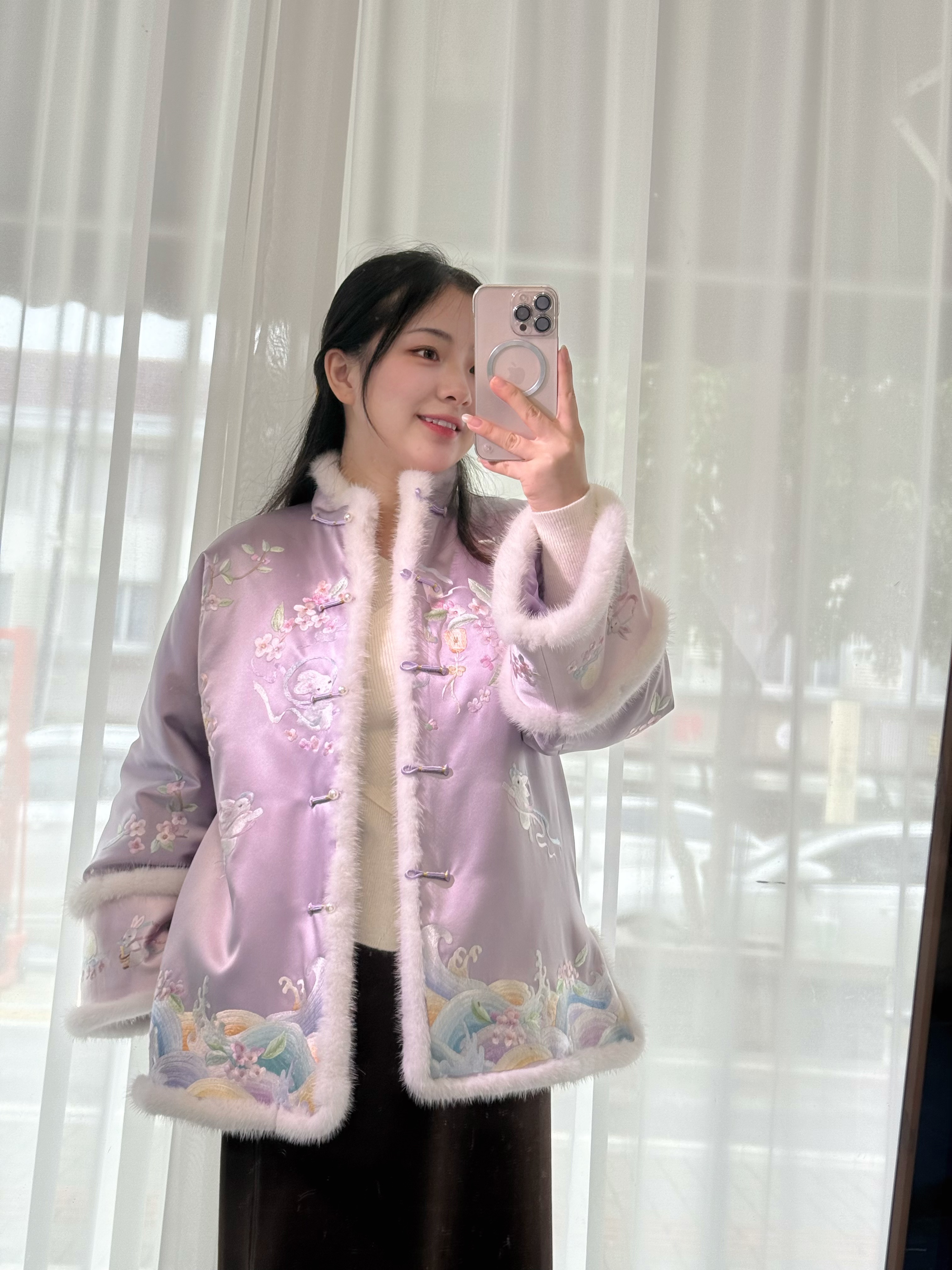  【阅聆 · 月兔衔春】桑蚕丝手工苏绣国风新中式古典冬款太太服