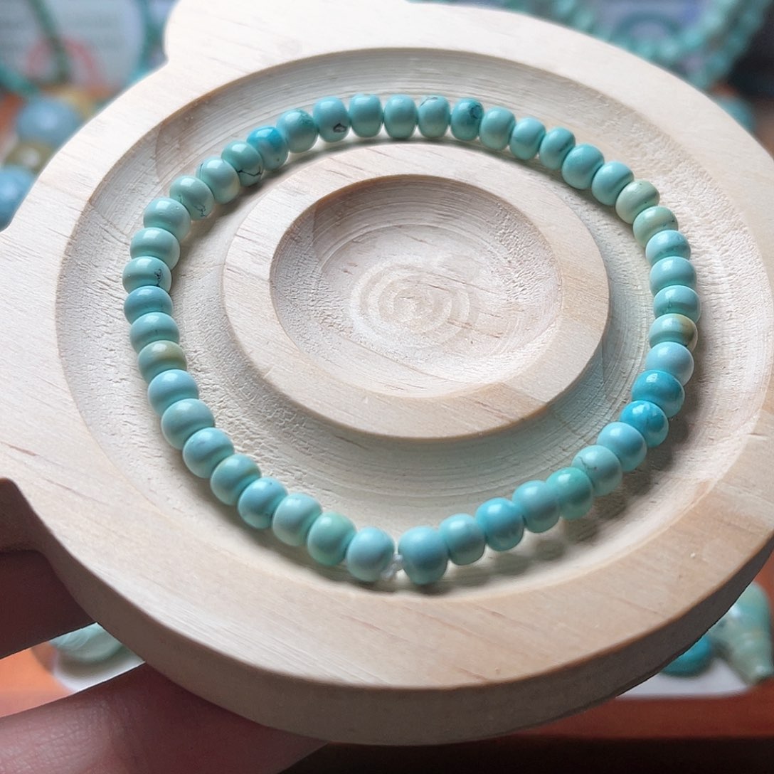 绿松石手串未镶嵌