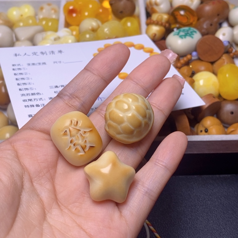 【闪购商品】吊坠猴头核桃F**…配饰