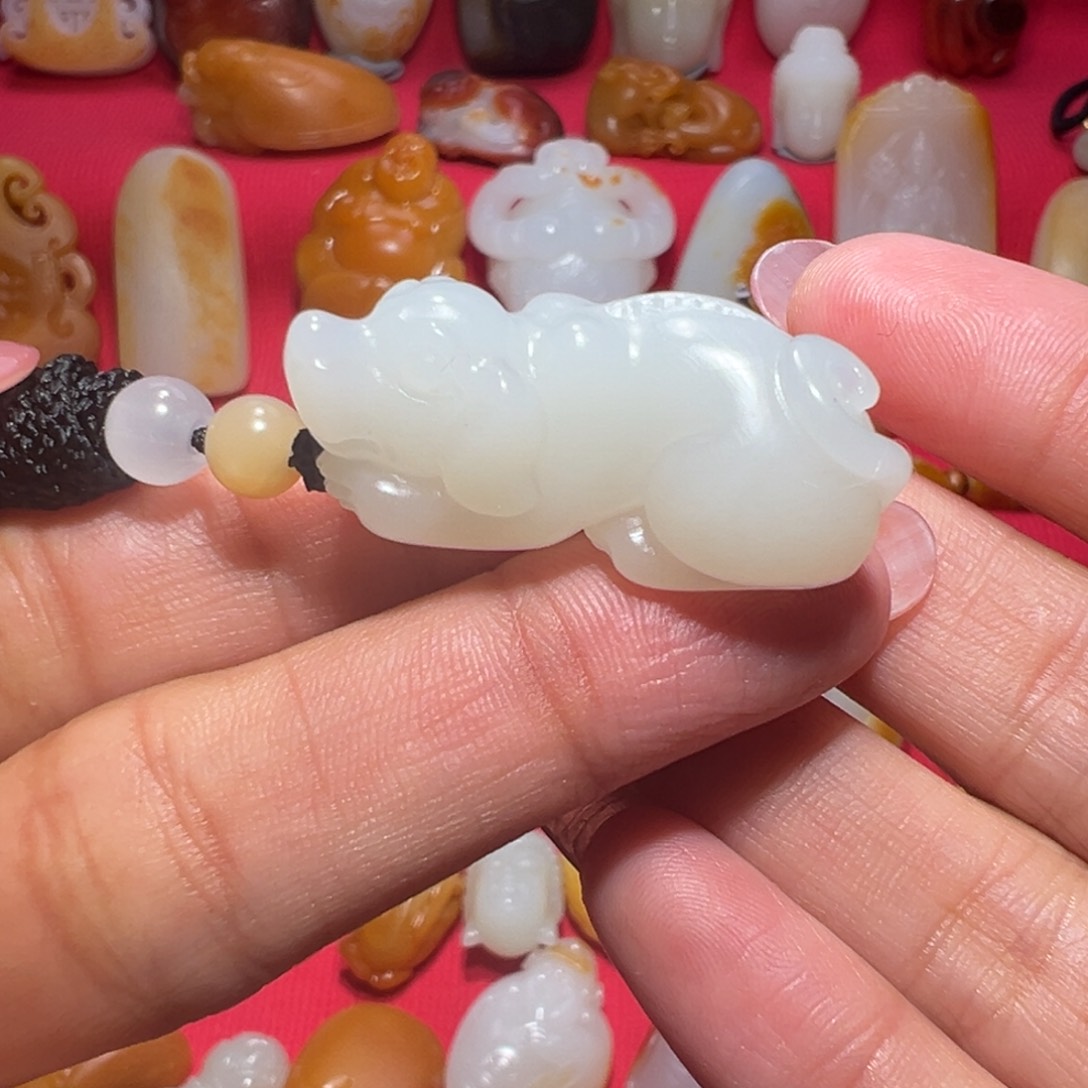 和田玉挂件未镶嵌