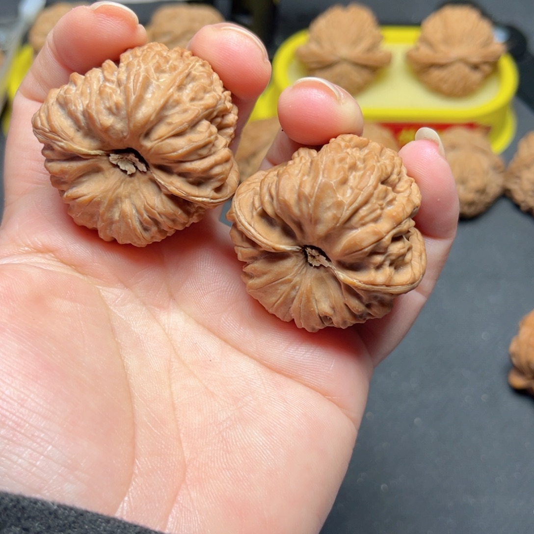 文玩核一物一拍40尺平谷凹底