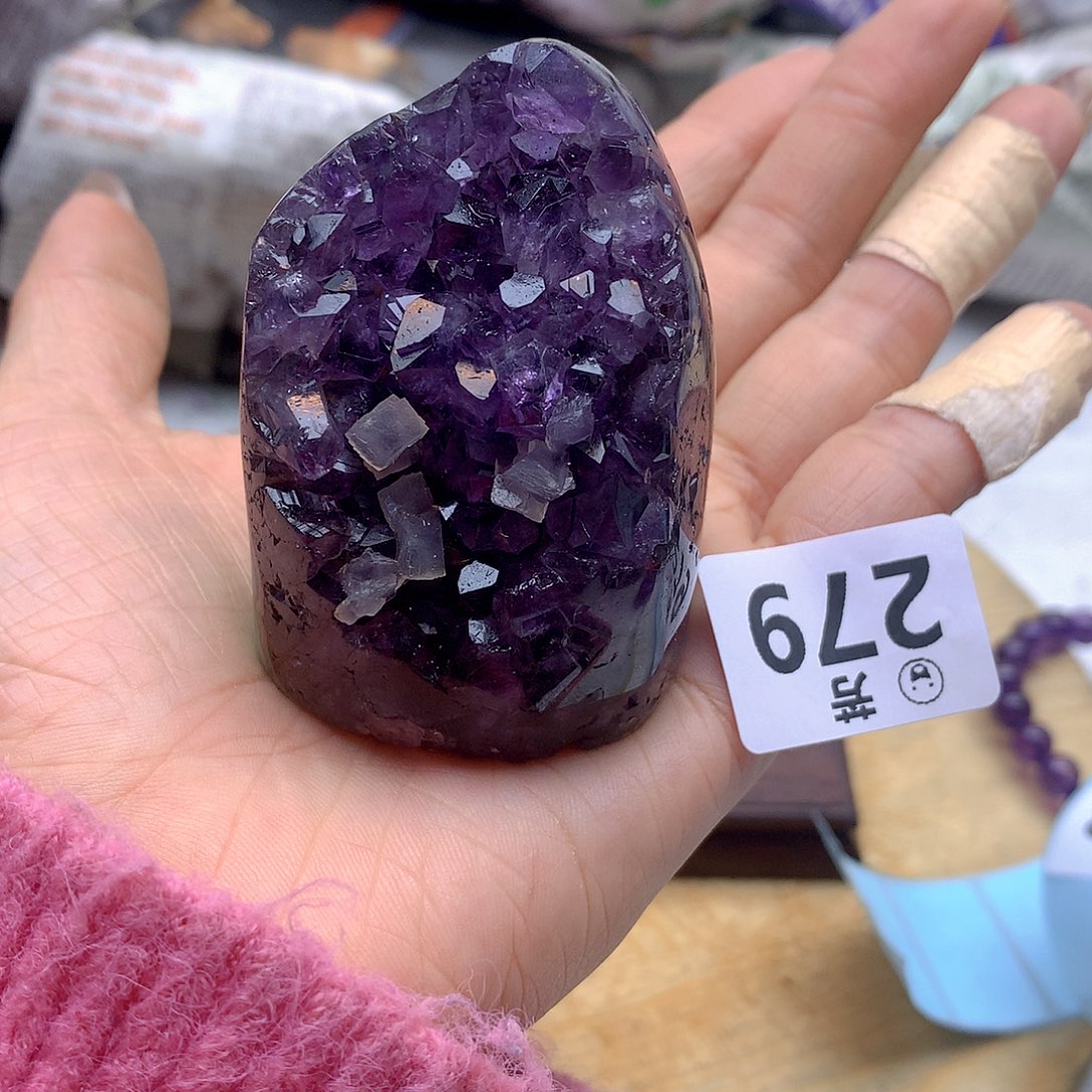 紫晶大型摆件（非配饰）未镶嵌