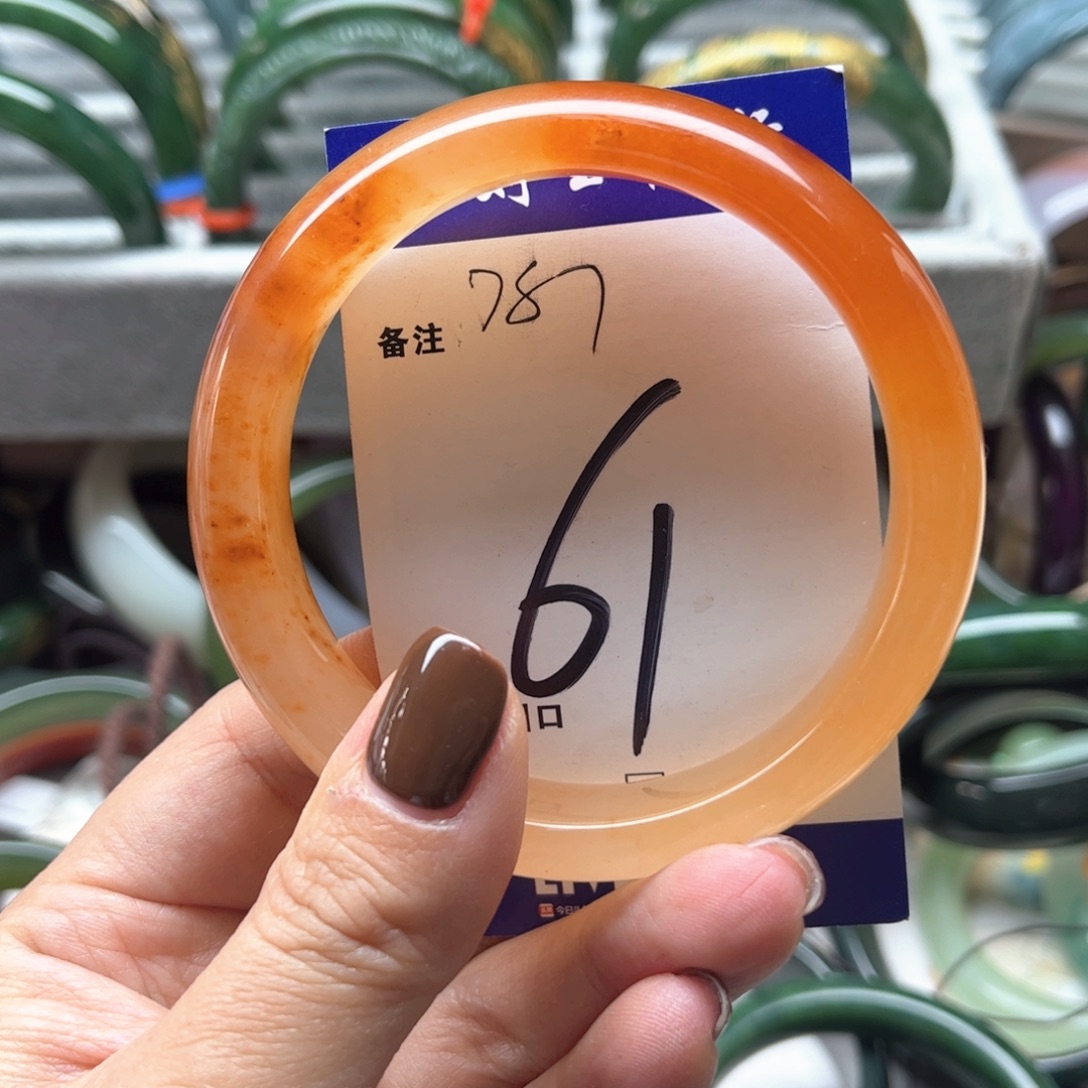 石英岩玉未镶嵌手镯