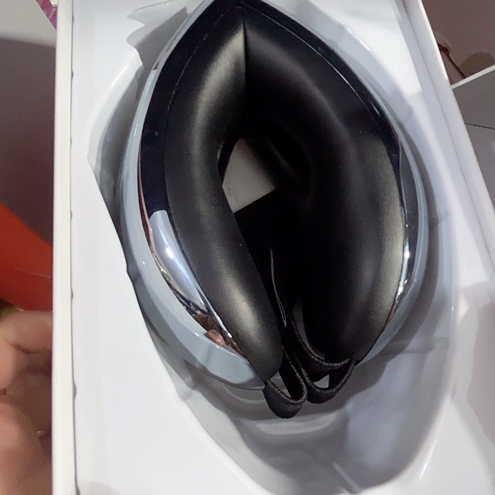 孤品捡漏眼部加热按摩仪包装瑕疵。 