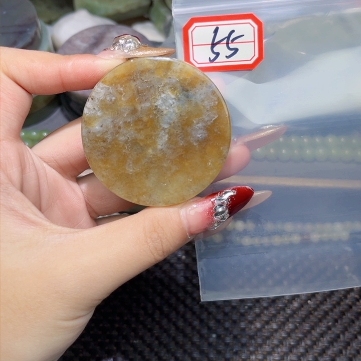 和田玉和田玉边角料随机发未镶嵌