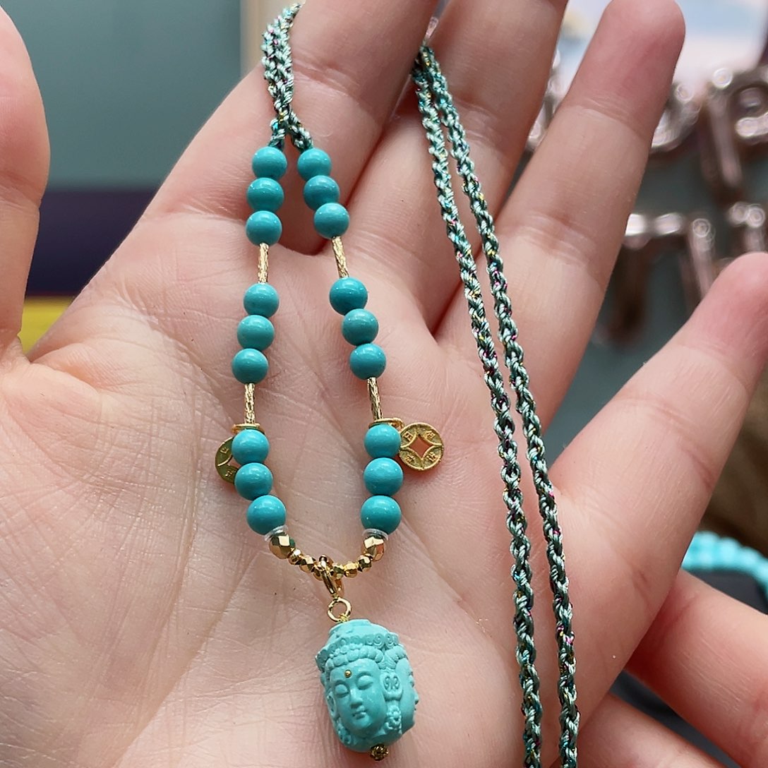 绿松石颈饰18K金镶嵌