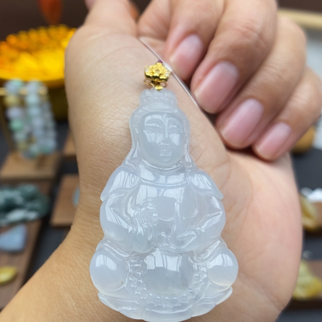 【闪购商品】颈饰18K金镶嵌翡翠91