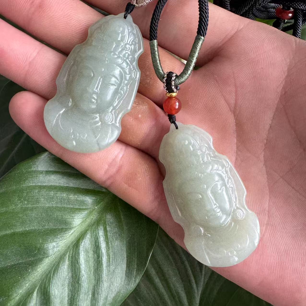 D325 天然和田玉观音吊坠 拍一发一多样性发其一