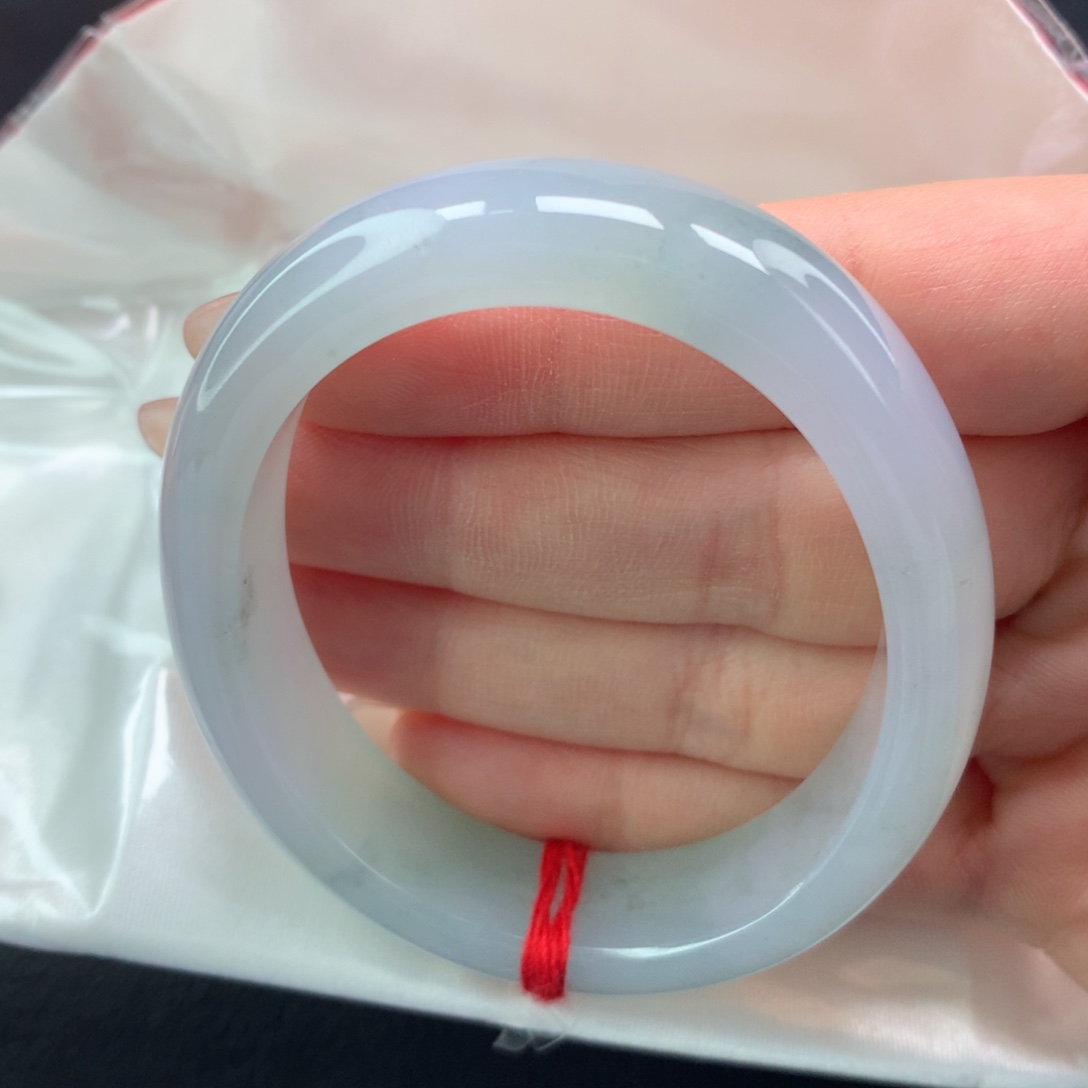 翡翠手镯未镶嵌(18号)小轮胎贵妃，正圈戴51.52