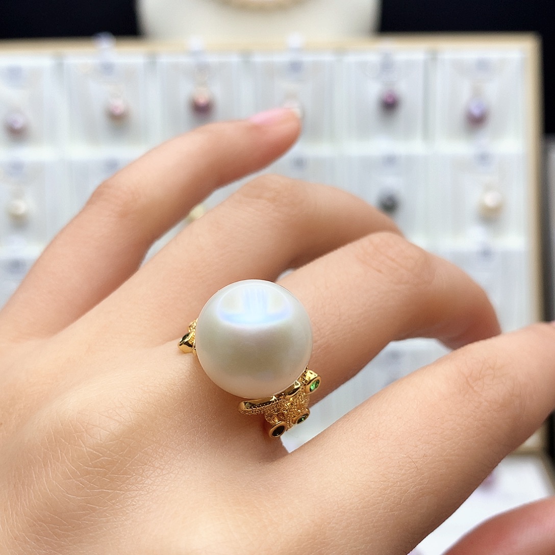 颈饰淡水珍珠合金