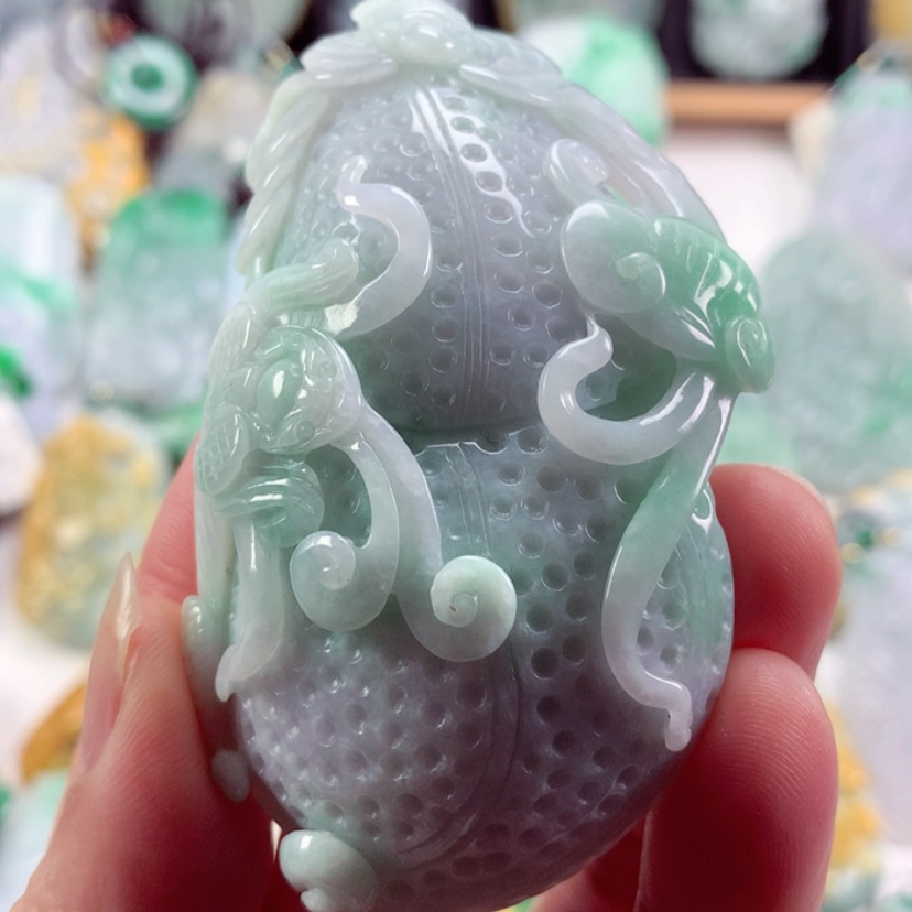 【闪购商品】翡翠吊坠(不含链)未镶嵌