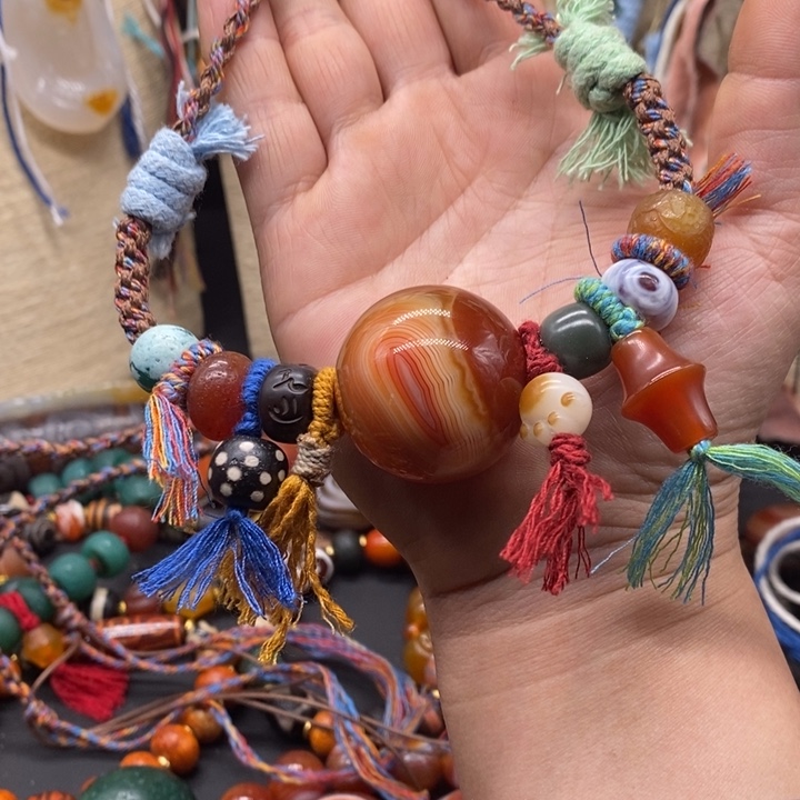 玛瑙/玉髓颈饰未镶嵌