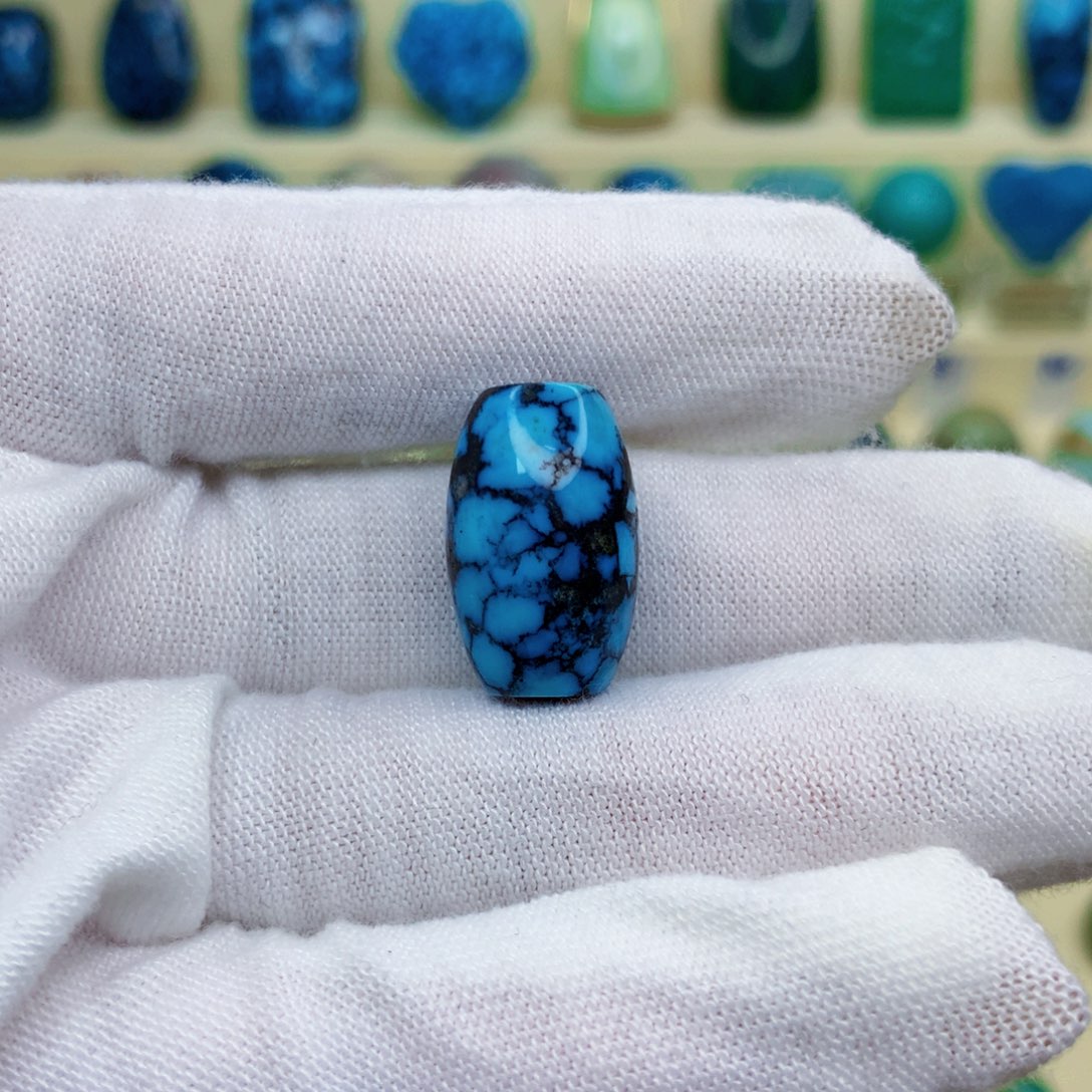 绿松石绿松石未镶嵌