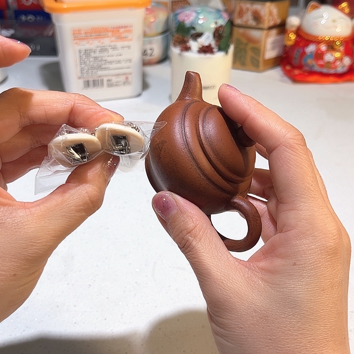 瓷片Dfjggjgghghhhhj